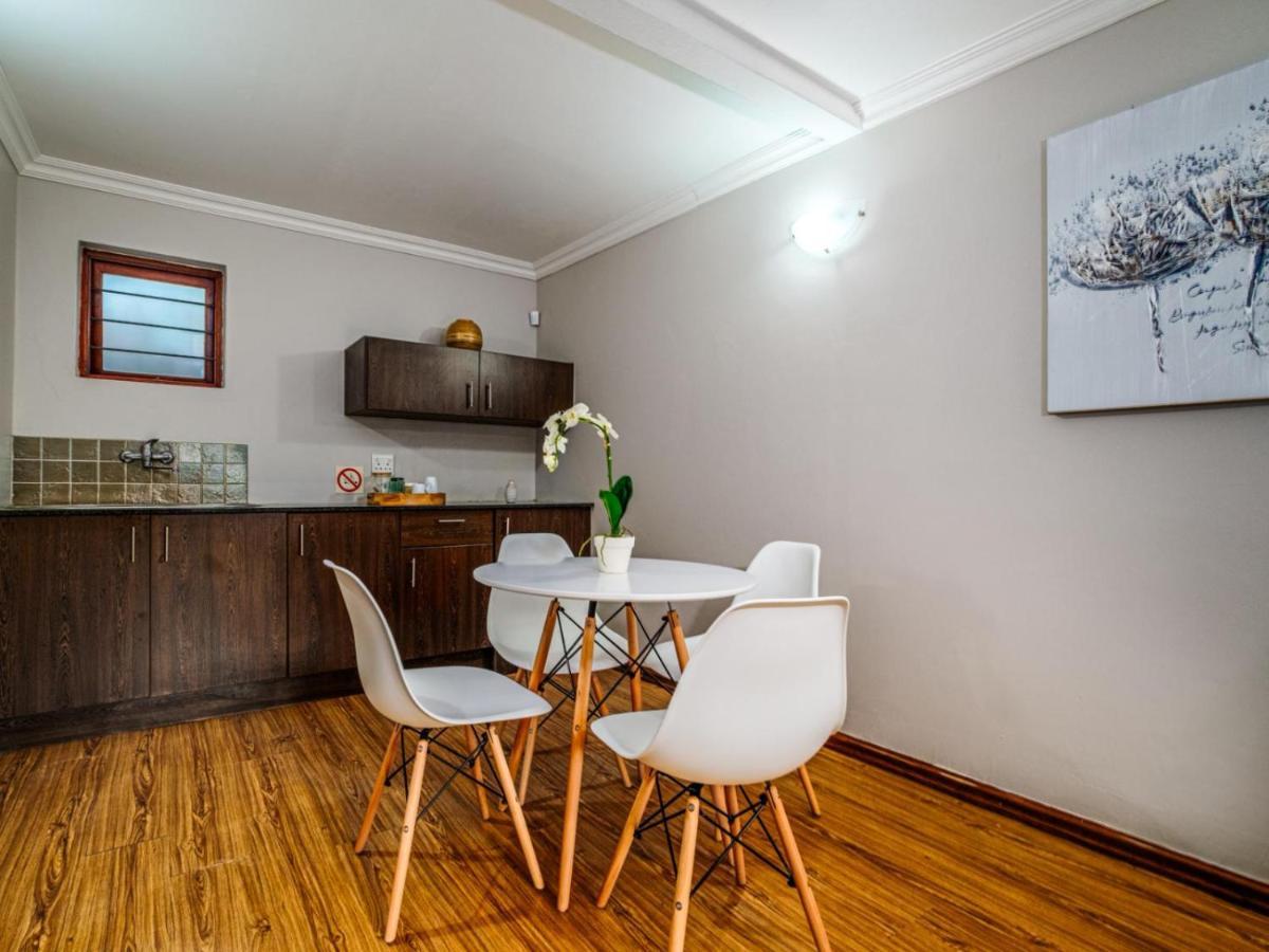 Hurlingham House Guest House Johannesburg Ngoại thất bức ảnh