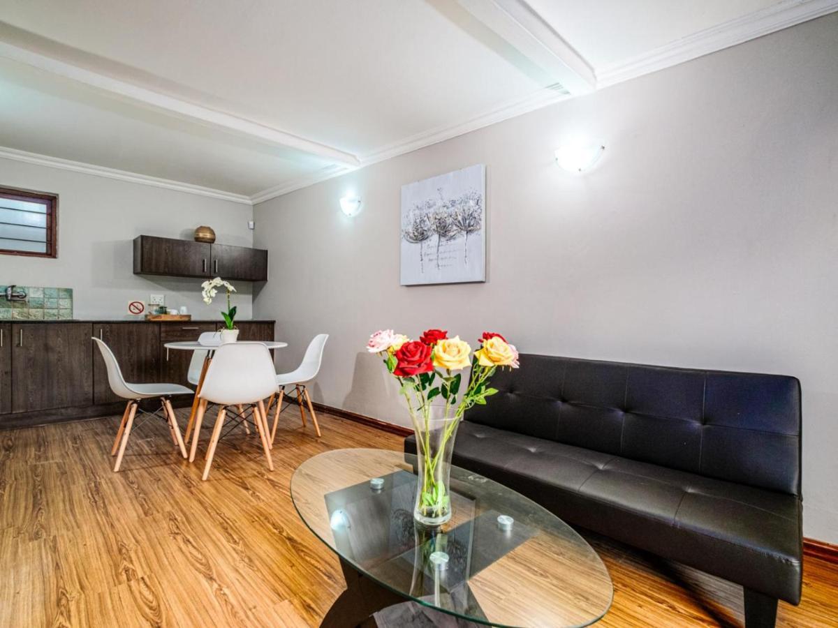 Hurlingham House Guest House Johannesburg Ngoại thất bức ảnh