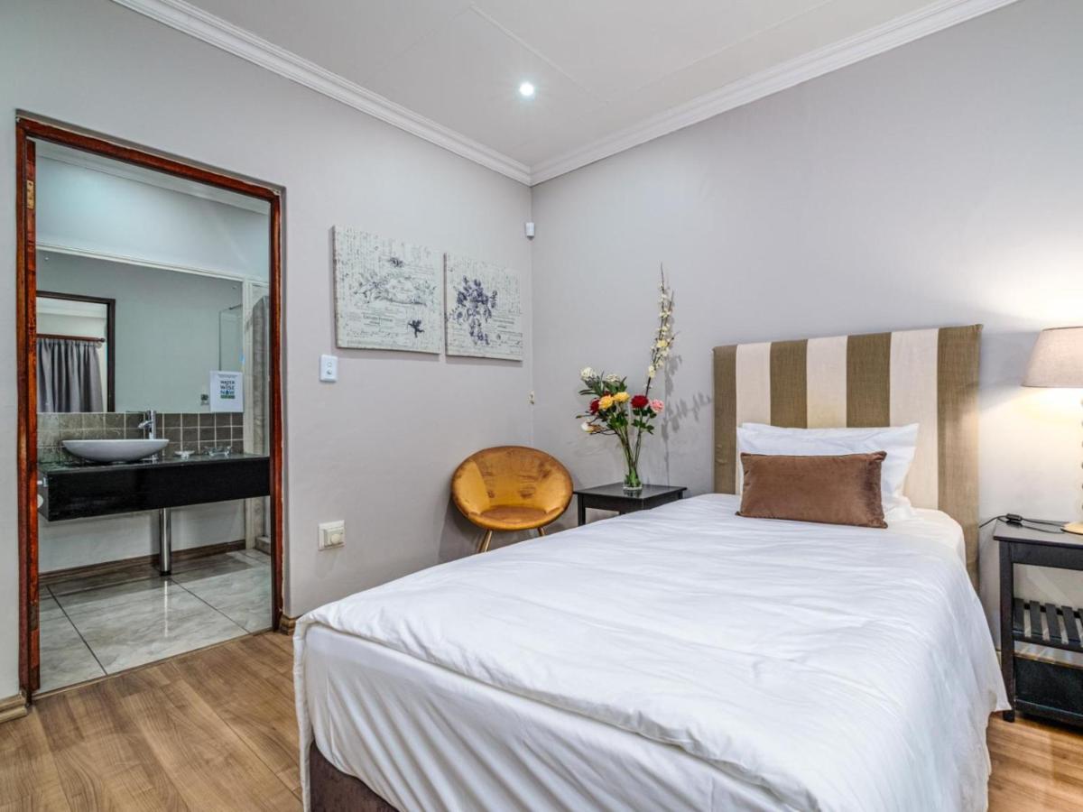 Hurlingham House Guest House Johannesburg Ngoại thất bức ảnh